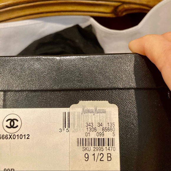 Chanel Vintage Patent and Lucite Platform Sandals - Picture 12 of 12